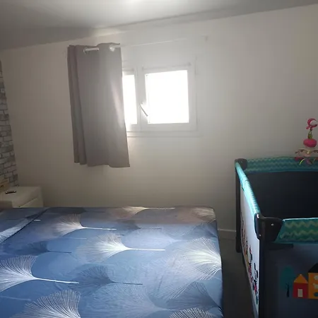 Apartament Kedge 5 - Proche Centre, Tram & Universites